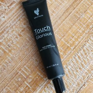 TOUCH GLORIOUS Face Primer - New, sealed